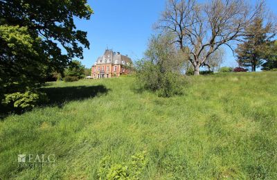 Pałac na sprzedaż Fays, Wallonie, ...und weitläufiger Garten