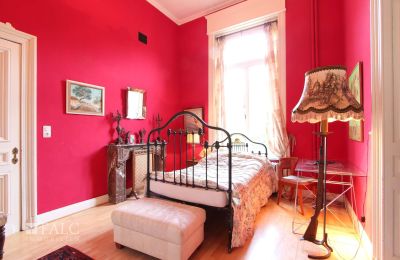 Pałac na sprzedaż Fays, Wallonie, Zweites Schlafzimmer im EG