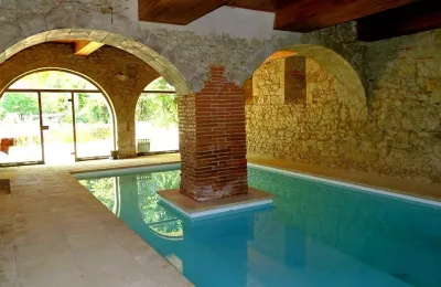 Pałac na sprzedaż 31000 Toulouse, Oksytania, Pool	