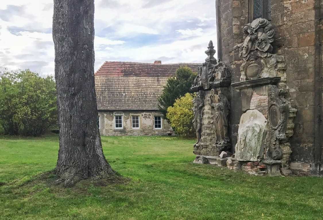 Zdjęcia Stary dom w Niemczech Schraplau, Kirchplatz 2