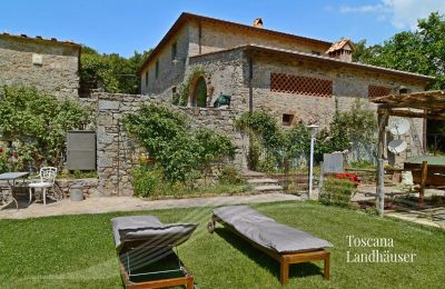 Dom na wsi na sprzedaż Gaiole in Chianti, Toskania:  RIF 3003 Rustico und Garten