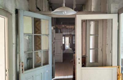 Najtańsze dworki w Niemczech za 68.000 EUR, Korytarz