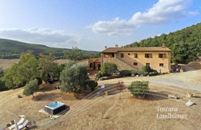 Dom na wsi na sprzedaż Sarteano, Toskania:  RIF 3005 Blick auf Anwesen