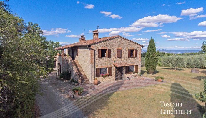 Dom wiejski na sprzedaż Sarteano, Toskania,  Włochy