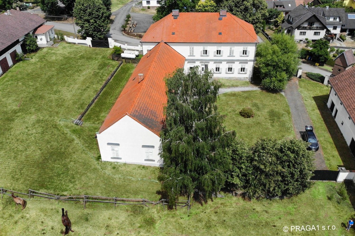Zdjęcia Umeblowany zamek we wschodnich Czechach