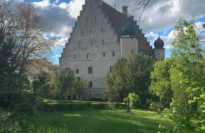 Nieruchomości, Zamek w Bawarii, dobra lokalizacja dla biznesu