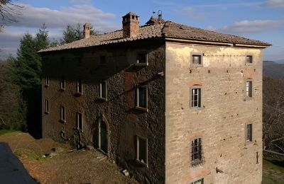 Pałac na sprzedaż San Leo Bastia, Palazzo Vaiano, Umbria:  Widok z zewnątrz