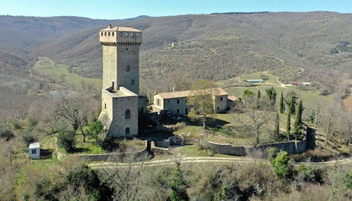 Zamek na sprzedaż 06060 Pian di Marte, Umbria,  Włochy