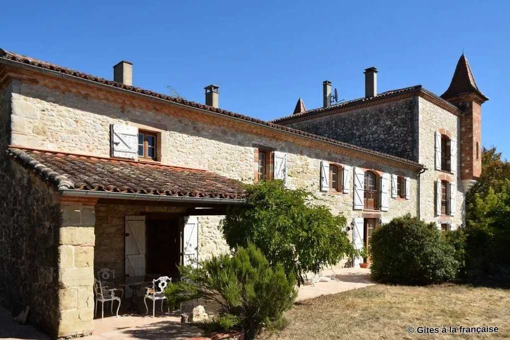 Zdjęcia Kleines Herrenhaus bei Toulouse mit B&B Potential