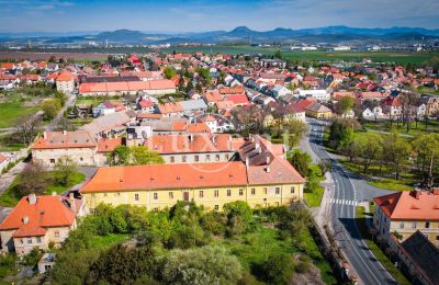 Pałac na sprzedaż Cítoliby, Zamek Cítoliby, Ústecký kraj, luft