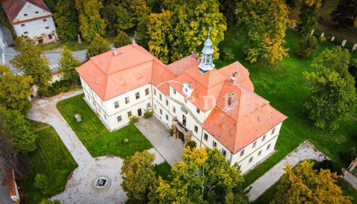 Pałac na sprzedaż Mirošov, Kraj pilzneński,  Czechy
