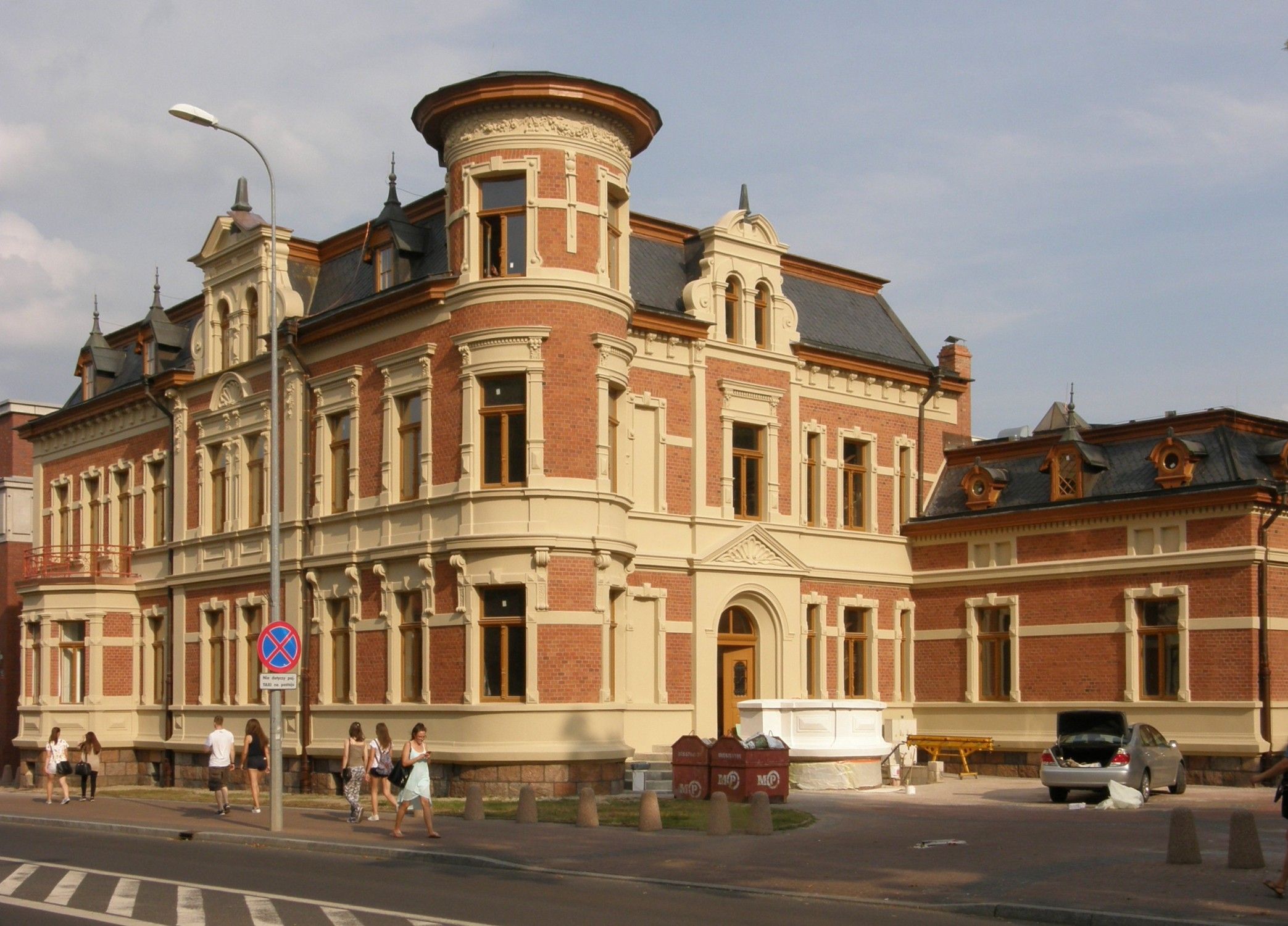 Zdjęcia Pałac na sprzedaż - Off-Market