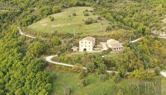 Dom wiejski na sprzedaż 06019 Pierantonio, Umbria,  Włochy