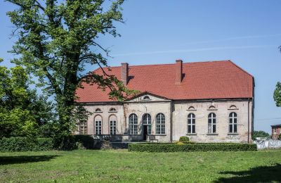Pałac na sprzedaż Przybysław, Zachodniopomorskie, Widok z tyłu