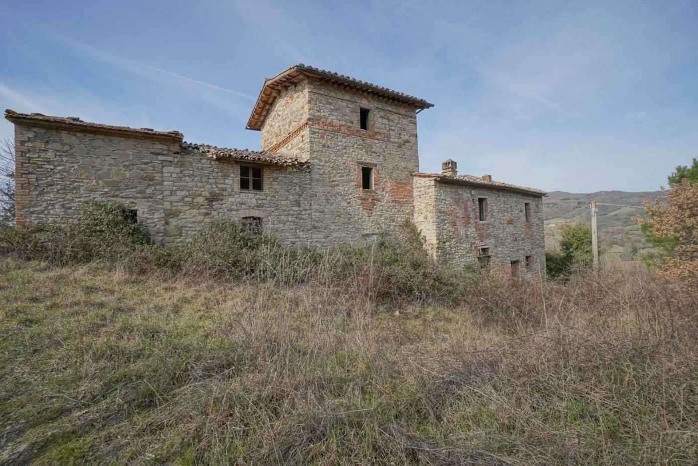 Zdjęcia Ruiny starego gospodarstwa - 10 hektarów terenu