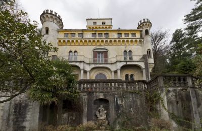 Zabytkowa willa na sprzedaż 28838 Stresa, Via Giuseppe Mazzini, Piemont, Widok z przodu
