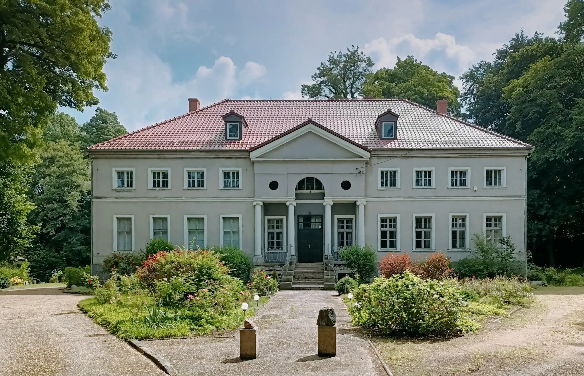 Zdjęcia Pałac w Sławnikowicach, w pobliżu Zgorzelca / Görlitz