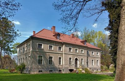 Posiadłości, Pałac w Sławnikowicach, w pobliżu Zgorzelca / Görlitz