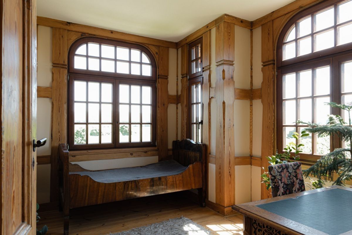 Zdjęcia VILLA KAZANÓW - Siedziba zarządcy majątku księcia Wilhelma Ernsta von Sachsen-Weimar-Eisenach