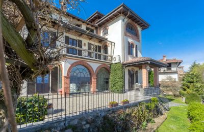 Zabytkowa willa na sprzedaż 28838 Stresa, Piemont:  Taras