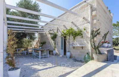 Dom wiejski na sprzedaż Ostuni, Strada Provinciale 21, Apulia:  Widok z zewnątrz