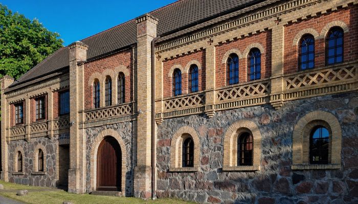 Dwór na sprzedaż Meklemburgia-Pomorze Przednie