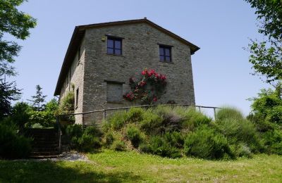 Dom wiejski na sprzedaż Promano, Umbria:  Widok z boku