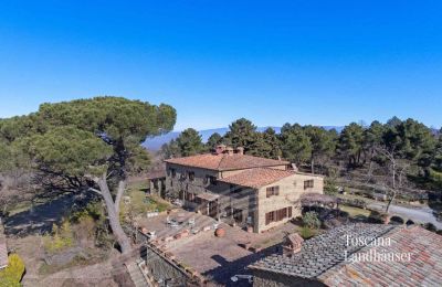 Dom na wsi na sprzedaż Gaiole in Chianti, Toskania:  RIF 3041 Anwesen und Umgebung
