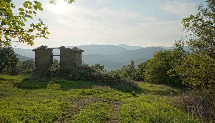 Dom wiejski na sprzedaż 06019 Preggio, Umbria,  Włochy