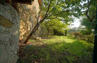 Wiejski dom na sprzedaż 06019 Preggio, Umbria, Ogród