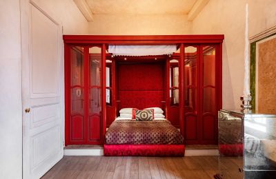 Zabytkowa willa na sprzedaż İstanbul, Tom Tom, Nur-i Ziya Sokak, Zdjęcie 13/33