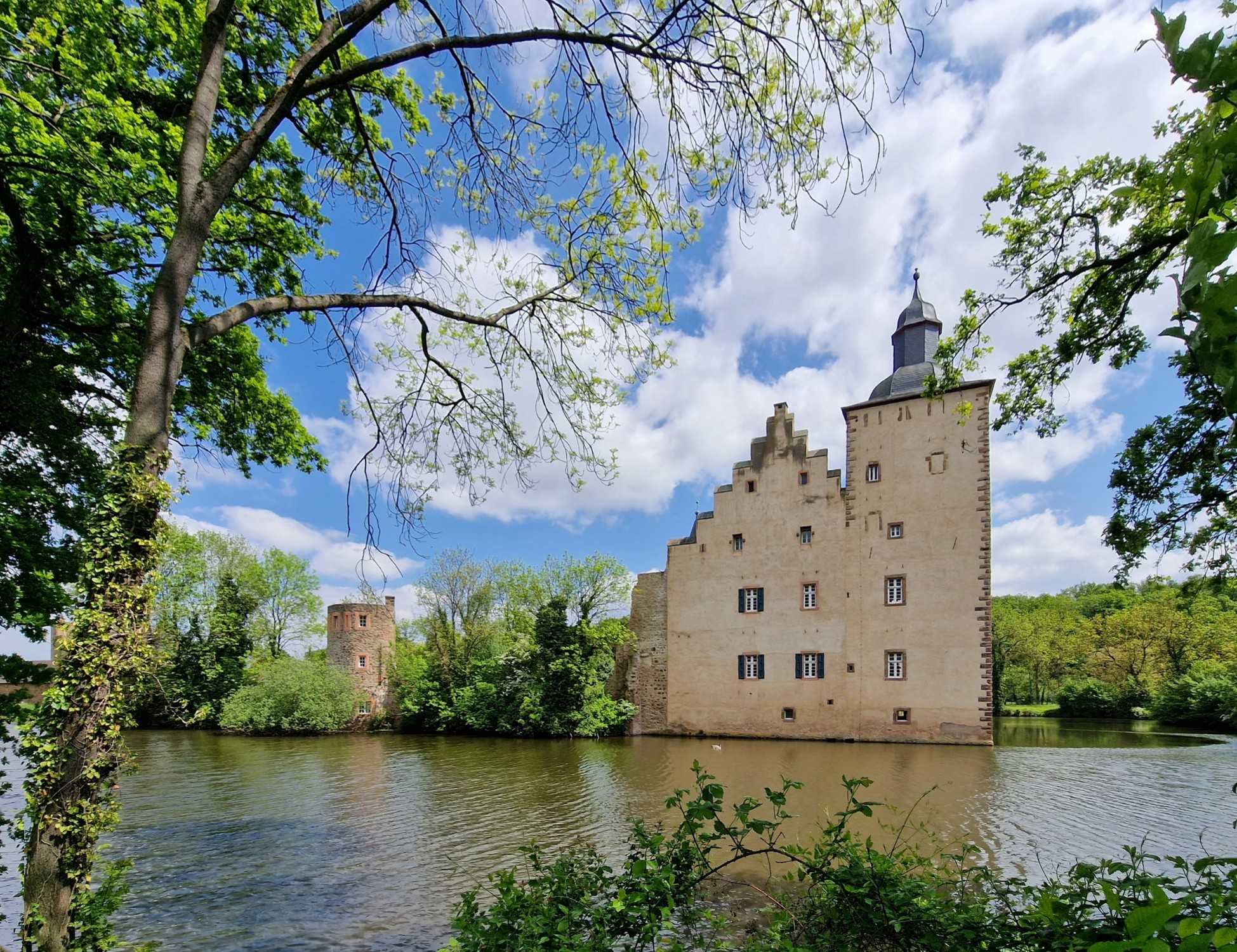 Zdjęcia Zamek na sprzedaż Niemcy, Nadrenia Północna-Westfalia