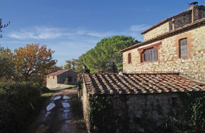 Dom na wsi na sprzedaż Gaiole in Chianti, Toskania:  RIF 3073 Haupthaus und Nebgengebäude