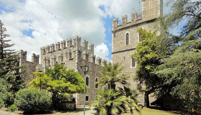 Zamek na sprzedaż Umbria,  Włochy