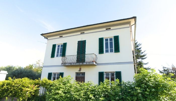 Zabytkowa willa na sprzedaż Lucca, Toskania,  Włochy