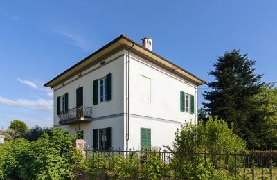 Zabytkowa willa Lucca, Toskania