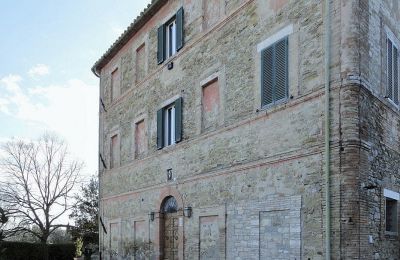 Zabytkowa willa na sprzedaż 06063 Magione, Umbria, Widok z przodu