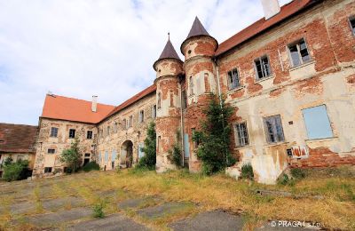 Pałac na sprzedaż Karlovarský kraj:  