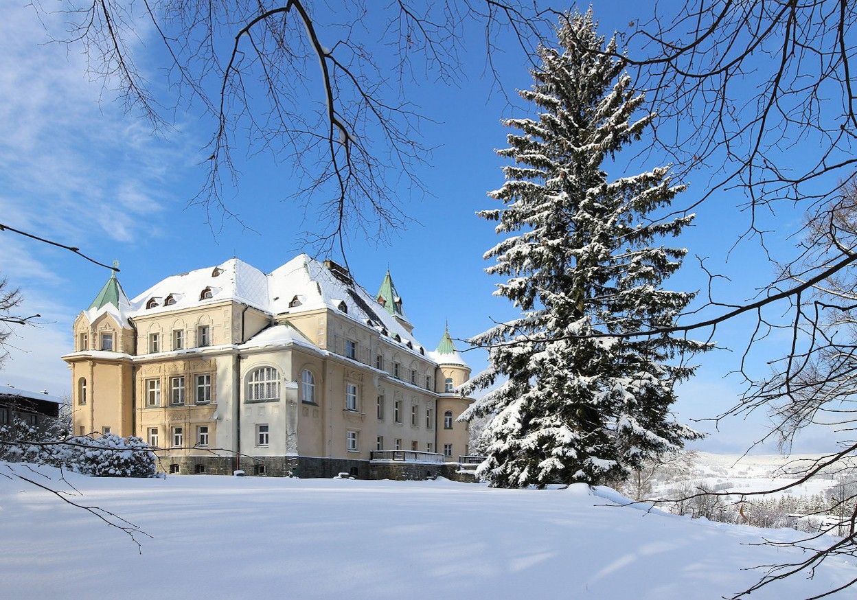 Zdjęcia Historyczny hotel w Karkonoszach