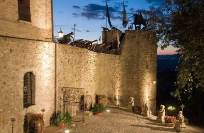 Zamek na sprzedaż 06053 Deruta, Umbria, Widok zewnętrzny