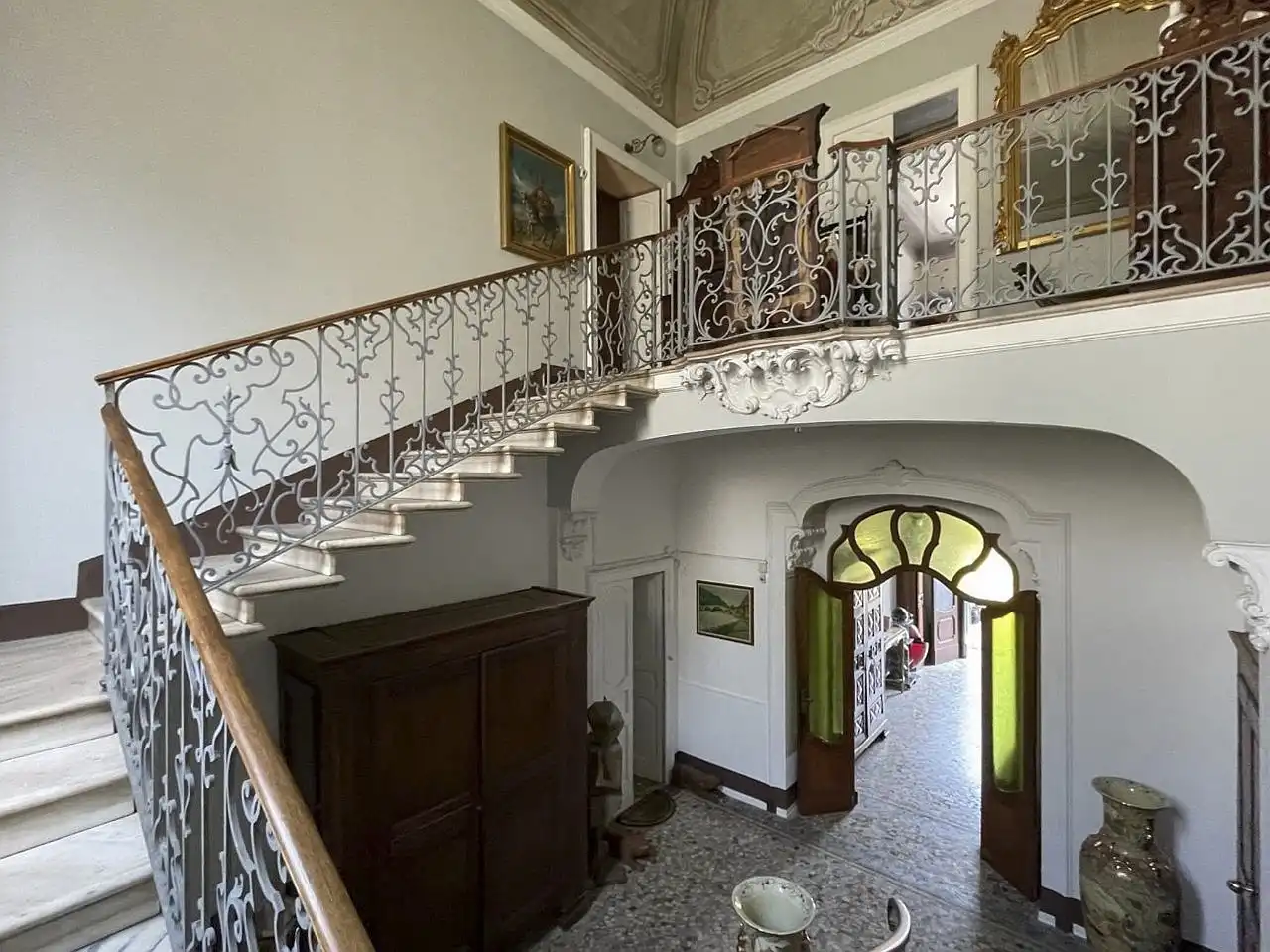 Zdjęcia Historyczna willa w centralnej lokalizacji