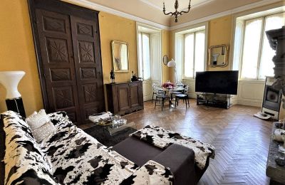 Zabytkowa willa na sprzedaż Verbano-Cusio-Ossola, Intra, Piemont, Salon