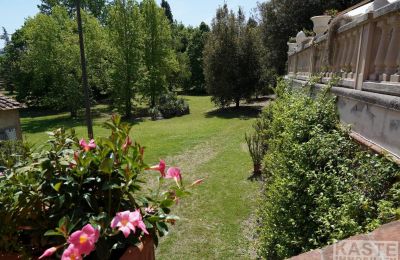 Zabytkowa willa na sprzedaż Pisa, Toskania:  Ogród