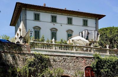 Zabytkowa willa na sprzedaż Pisa, Toskania:  Widok z zewnątrz