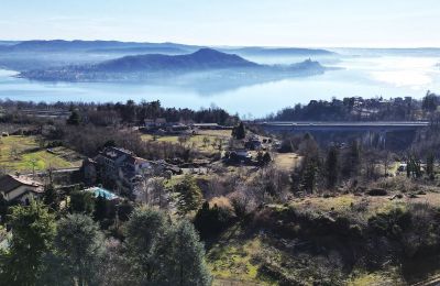 Zabytkowa willa na sprzedaż 28010 Nebbiuno, Alto Vergante, Piemont:  