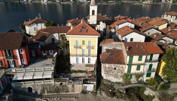 Zabytkowa willa na sprzedaż 28838 Stresa, Piemont,  Włochy