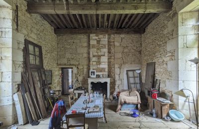 Zamek na sprzedaż Périgueux, Nouvelle-Aquitaine:  Widok z wnętrza