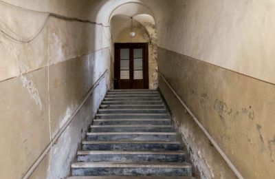 Pałac miejski na sprzedaż Piobbico, Garibaldi  95, Marche, Schody