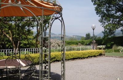 Zabytkowa willa na sprzedaż Merate, Lombardia:  Ogród