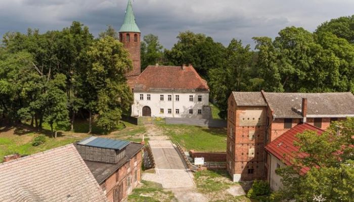 Zamek Karłowice 3